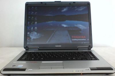 Лот: 4763290. Фото: 1. Ноутбук Toshiba Satellite L40-139... Ноутбуки
