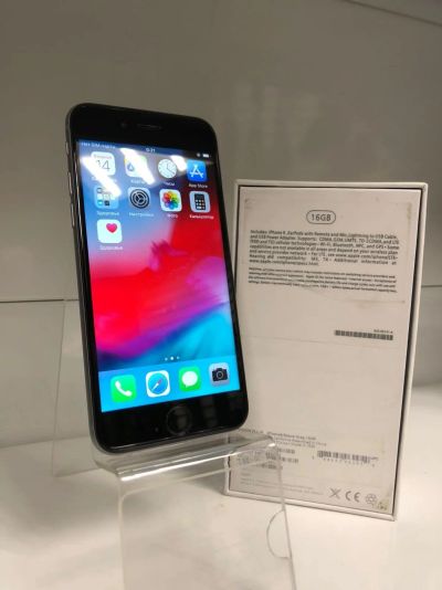 Лот: 15835245. Фото: 1. iPhone 6 16GB 1. Смартфоны