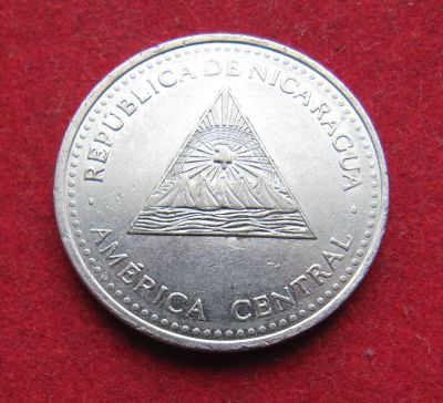 Лот: 19674467. Фото: 1. Никарагуа 1 кордоба, 2007 г. Остальные страны