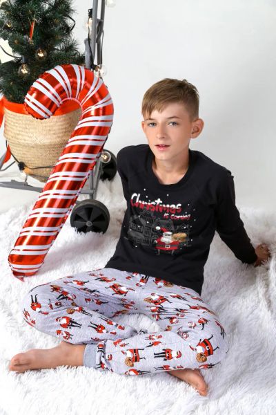 Лот: 20974838. Фото: 1. Пижама для мальчика в стиле family... Кеды, кроссовки, слипоны