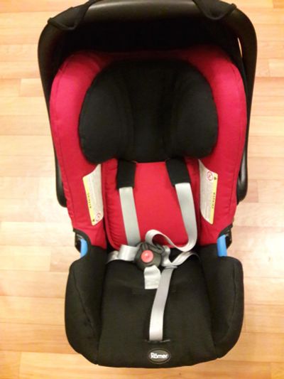Лот: 8790754. Фото: 1. Автокресло ROMER Baby-Safe Plus. Детские автокресла
