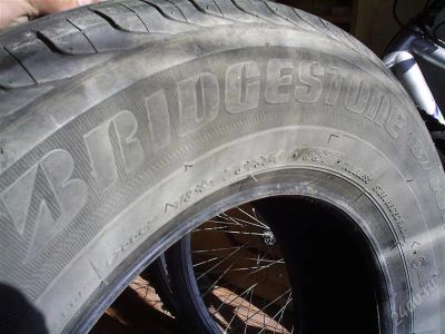 Лот: 1023953. Фото: 1. ШИНЫ BRIDGESTONE B700 AQ 2ШТ. Шины