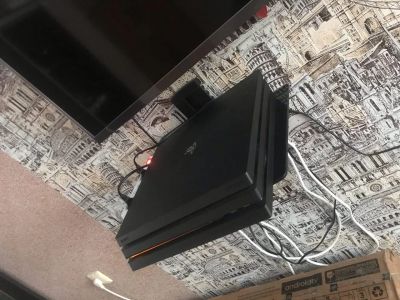 Лот: 17122229. Фото: 1. Ps4 pro. Игровые приставки, консоли