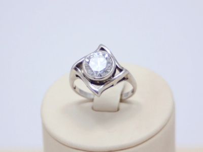 Лот: 14670028. Фото: 1. СЕРЕБРЯНОЕ КОЛЬЦО С ЦИРКОНОМ 4... Кольца, перстни