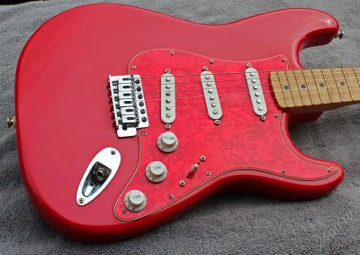 Лот: 1667522. Фото: 1. Fender Stratocaster (Made in Mexico... Гитары