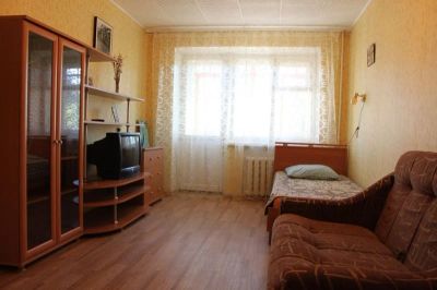 Лот: 3430365. Фото: 1. Сдам комнату в 2-х комнатной квартире... Квартиры, студии