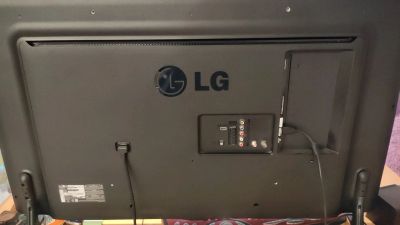 Лот: 14463603. Фото: 1. Телевизор LG 42LB561V. Телевизоры