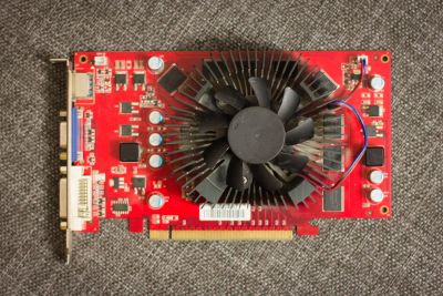 Лот: 7285331. Фото: 1. Geforce 9600 GT 512M. Видеокарты