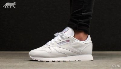 Лот: 8271107. Фото: 1. Кроссовки Reebok Classic. Кеды, кроссовки, слипоны