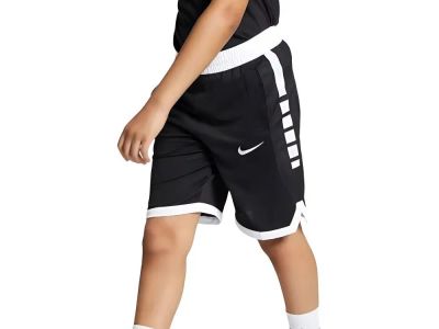 Лот: 25357720. Фото: 1. Шорты Nike. Брюки, джинсы, шорты