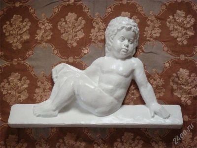 Лот: 2159313. Фото: 1. Скульптура "отдыхающий мальчик... Скульптуры