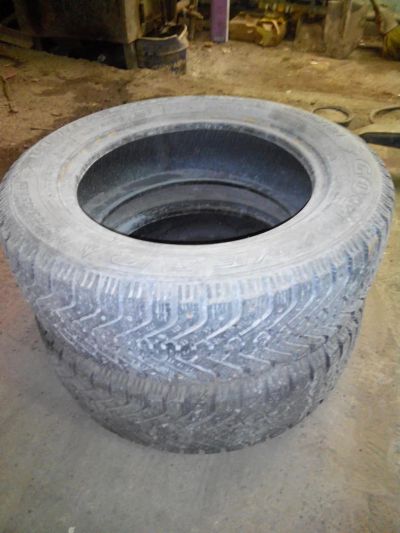 Лот: 4555320. Фото: 1. Шины зимние Goodyear 185/65R15... Шины