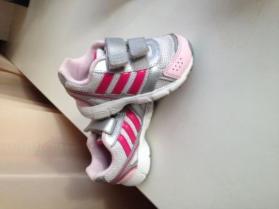 Лот: 4762466. Фото: 1. Кроссовки Adidas р.20. Кеды, кроссовки