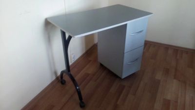 Лот: 7641725. Фото: 1. Стол маникюрный. Компьютерные и письменные столы