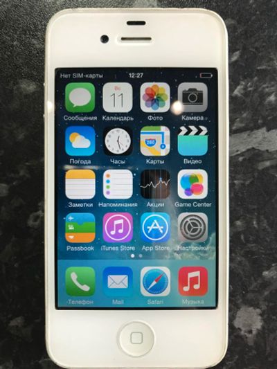 Лот: 9822606. Фото: 1. iPhone 4 wite 8gb. Смартфоны
