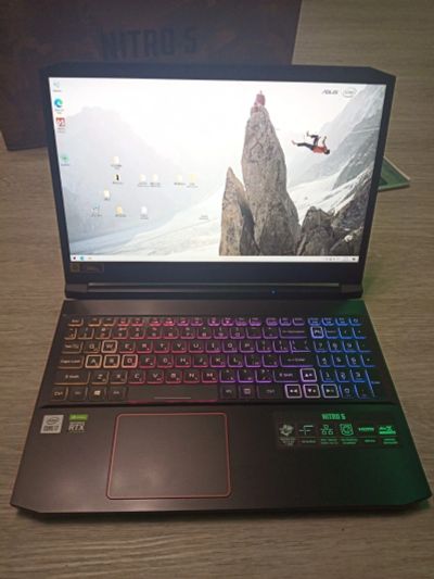Лот: 18086271. Фото: 1. Игровой ноутбук Acer i7-10750... Ноутбуки