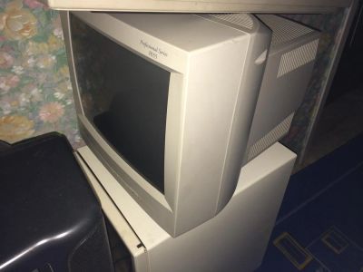 Лот: 3654333. Фото: 1. Монитор компьютера. ЭЛТ-мониторы