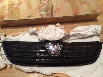 Лот: 4402347. Фото: 1. Решетка радиатора toyota allex... Кузов