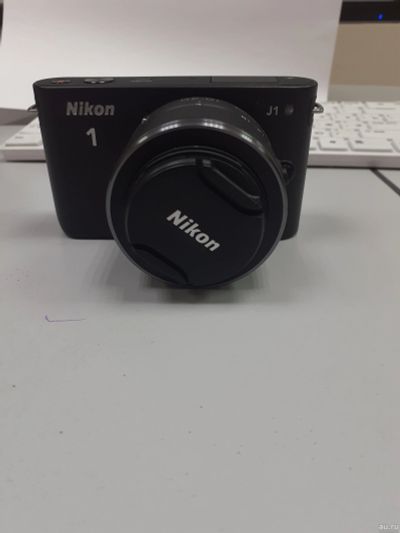 Лот: 15325878. Фото: 1. Фотоаппарат Nikon J1 со сменным... Цифровые беззеркальные со сменной оптикой