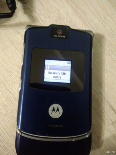 Лот: 13552193. Фото: 1. Motorola Razer. Кнопочные мобильные телефоны