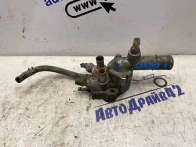 Лот: 21715456. Фото: 1. корпус термостата toyota carina... Двигатель и элементы двигателя