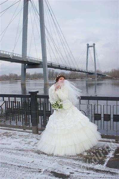 Лот: 300978. Фото: 1. продам платье свадебное. Другое (свадебная мода)