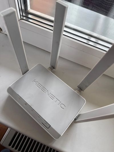 Лот: 25674537. Фото: 1. Wi-fi роутер keenetic runner 4G. Маршрутизаторы (роутеры)