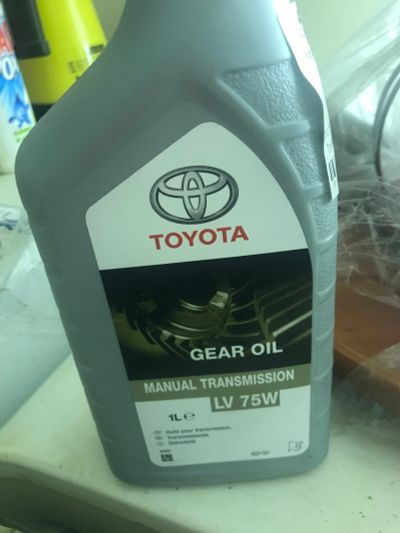 Лот: 15210112. Фото: 1. Масло трансмиссионное toyota LV... Масла, жидкости