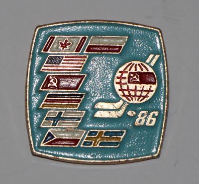 Лот: 8811251. Фото: 1. Знак: Хоккей с шайбой. 1986 год... Сувенирные