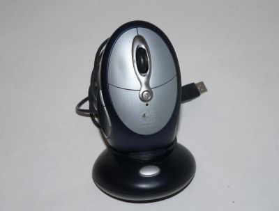 Лот: 9416916. Фото: 1. Мышь Logitech Cordless Click... Клавиатуры и мыши