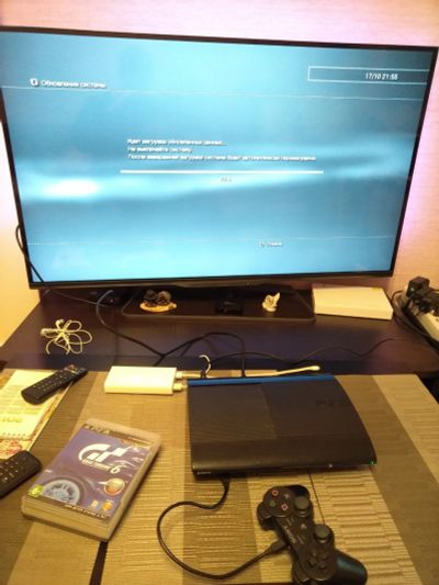 Лот: 16698434. Фото: 1. Sony PS3 + 4 джойстика + 3 игры... Игры для консолей
