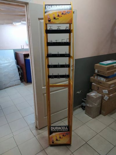 Лот: 25527984. Фото: 1. Стенд для продажи батареек Duracell. Батарейки, аккумуляторы, элементы питания