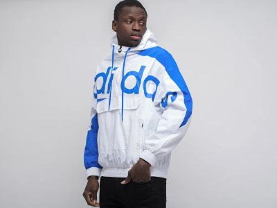Лот: 18821658. Фото: 1. Ветровка Adidas. Верхняя одежда