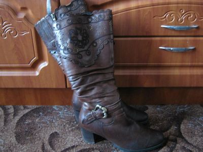 Лот: 5959815. Фото: 1. Сапоги женские р.40 зимние. Сапоги