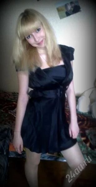 Лот: 2915981. Фото: 1. Платье на стройную девушку. Платья