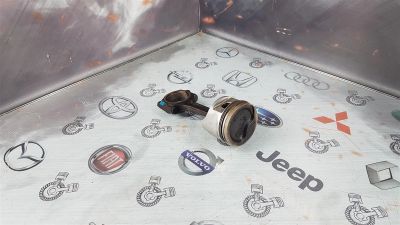 Лот: 23590233. Фото: 1. Поршень с шатуном Honda Integra... Двигатель и элементы двигателя