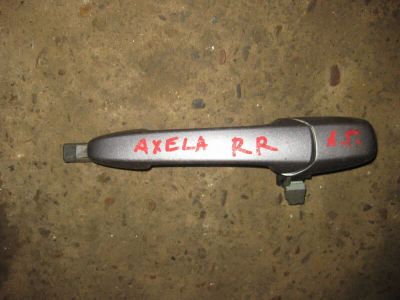 Лот: 20903278. Фото: 1. Ручка двери Mazda Axela BK5P ZY-VE... Кузов