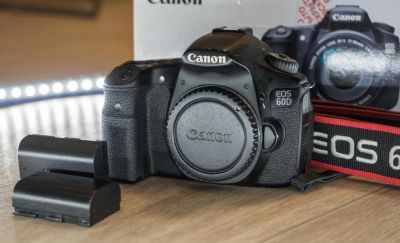 Лот: 7443341. Фото: 1. Canon eos 60D. Цифровые зеркальные