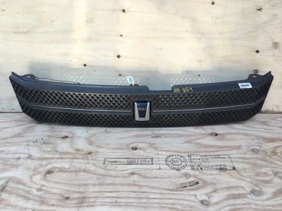 Лот: 18536452. Фото: 1. Решетка радиатора Toyota Voxy... Кузов