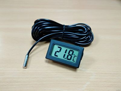 Лот: 16865834. Фото: 1. Электронный термометр с выносным... Резисторы