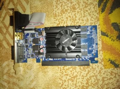 Лот: 8564227. Фото: 1. Gigabyte GeForce GT 610 2048mb. Видеокарты