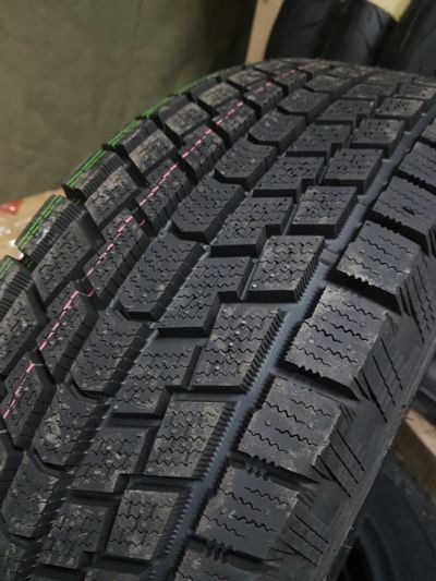 Лот: 19821710. Фото: 1. 205/75 R15 Hankook RW-08. Шины