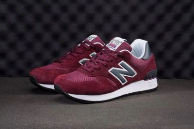 Лот: 8761233. Фото: 1. Кроссовки New Balance 670 (бордовые... Кеды, кроссовки, слипоны