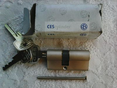 Лот: 16218657. Фото: 1. Цилиндр замка CES 810 27,5/35... Замки