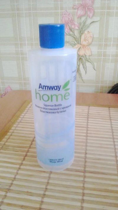 Лот: 5980121. Фото: 1. AMWAY™ Флакон пластиковый с крышкой. Инвентарь для уборки