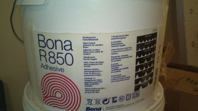 Лот: 3134994. Фото: 1. 1-комп. паркетный клей Bona R-850... Клеи, герметики, пена монтажная, клейкие ленты
