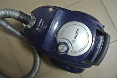 Лот: 15951568. Фото: 1. Пылесос Bosch BGS4U2242 (Т4109... Пылесосы, паровые швабры