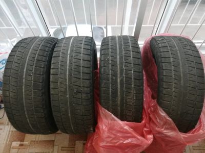 Лот: 12460388. Фото: 1. Зимняя резина Bridgestone Blizzak... Шины
