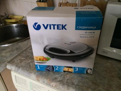 Лот: 3785873. Фото: 1. Сэндвичница Vitek VT-1596. Кухонная