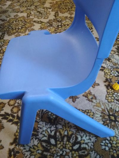 Лот: 11661152. Фото: 1. Стульчик детский. Пластиковый... Столики, стулья, парты